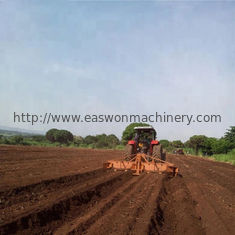 2 plantador agrícola do trator do estojo compacto das fileiras 5ha/Day, mandioca 90hp plantando Ridger