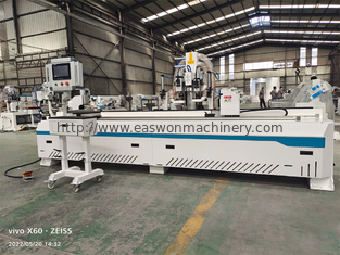 Máquina de porta CNC personalizável com eixo Z 20 Ferramenta de guia do leito de torno e 750W * 2/400W * 1 Servomotores