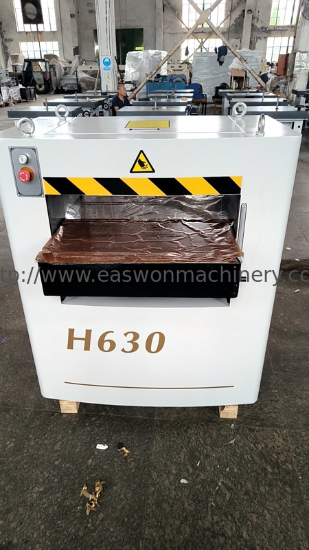 Máquina de engrossar de madeira ajustável com velocidade de alimentação de 7 m/min e 12 m/min H630